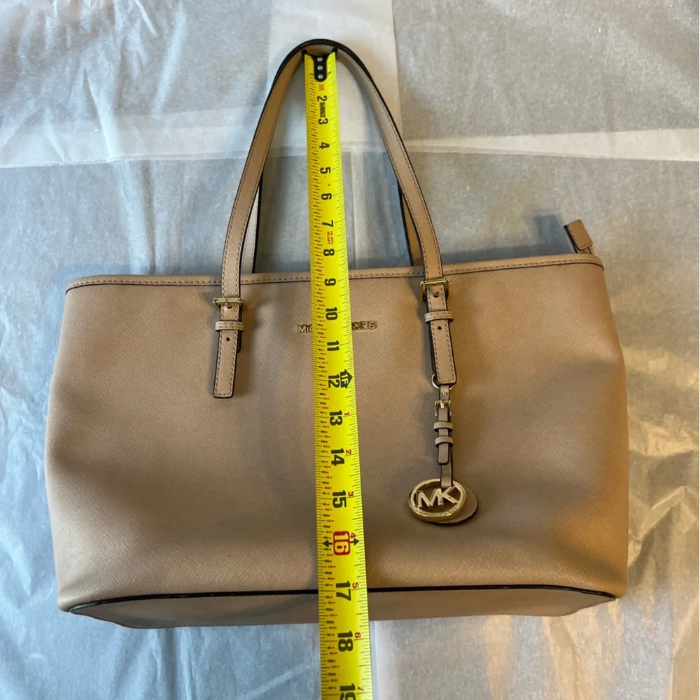Michael Kors Large Jet Set Saffiano Leather Tote Handbag‎ Purse Top Zip - Picture 12 of 13